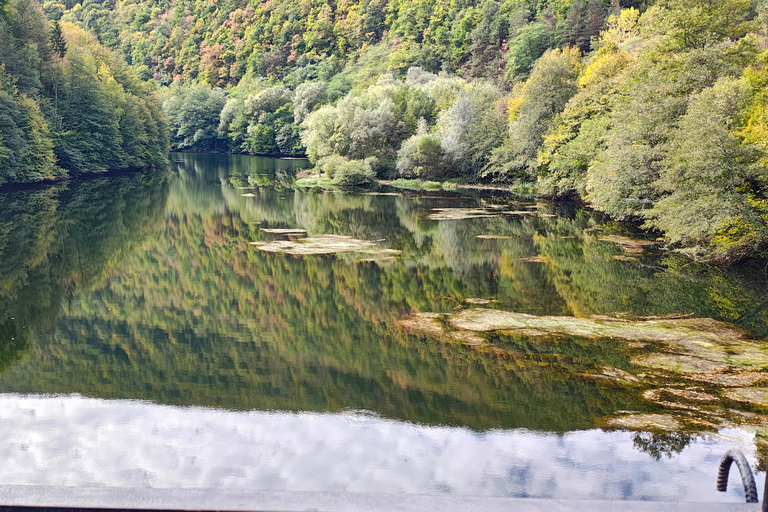 索菲亚、潘查雷沃湖和伊斯卡尔河导览游。接送服务索菲亚、潘查雷沃湖和伊斯卡尔河导览游 接送服务