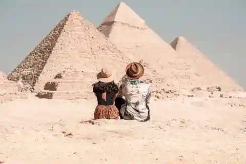 Le Caire : Pyramides et Sphinx visite privée avec balade à dos de chameau