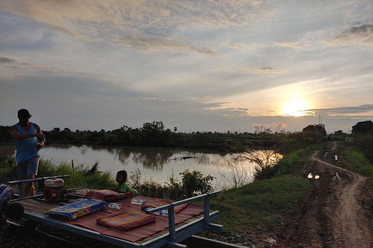 Från Siem Reap: Dagsutflykt till Battambang med åktur med bambutåg