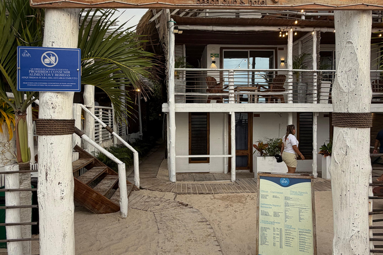 Private visit to Playa Blanca Barú with lunch included Visit Playa Blanca Baru Private with lunch included