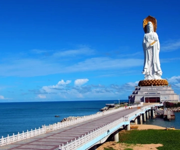 Sanya: Nanshan Cultural Tourism Zone Ticket and Tour Car