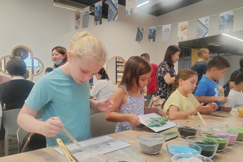 Zhangjiajie: Sandstone Painting Creation Workshop