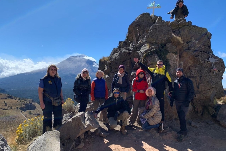 Iztaccihuatl Hiking Tour:Visit Izta-Popo National Park (12h)