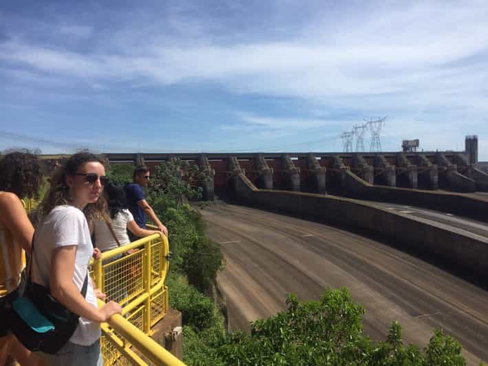 Excursión de 1 día a Paraguay: Itaipú, historia y cascadas