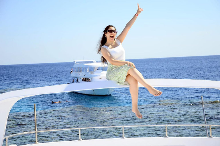 Sharm: Ras Mohamed & White Island Snorkeling, Diving & Lunch Option: Snorkeling with 1 Dive