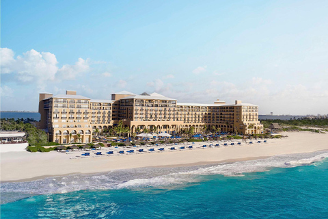 Prywatny transfer z lotniska CUN do ośrodka Breathless Cancun Soul Resort