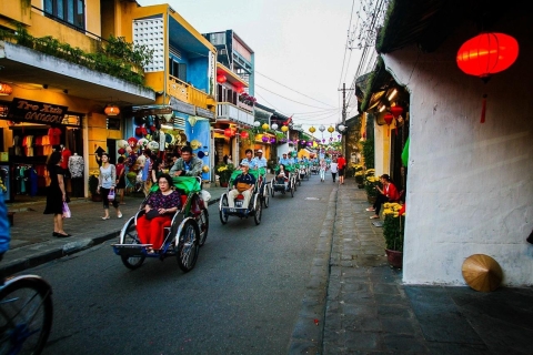 Hoi An by Night: 4-Hour Tour with Dinner Group Tour (max 15 pax/group)
