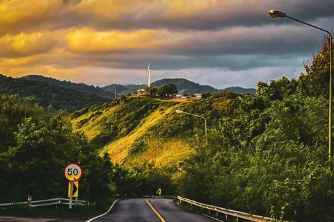 Phuket: Tour nocturno privado con puesta de sol en Laem Phrom Thep