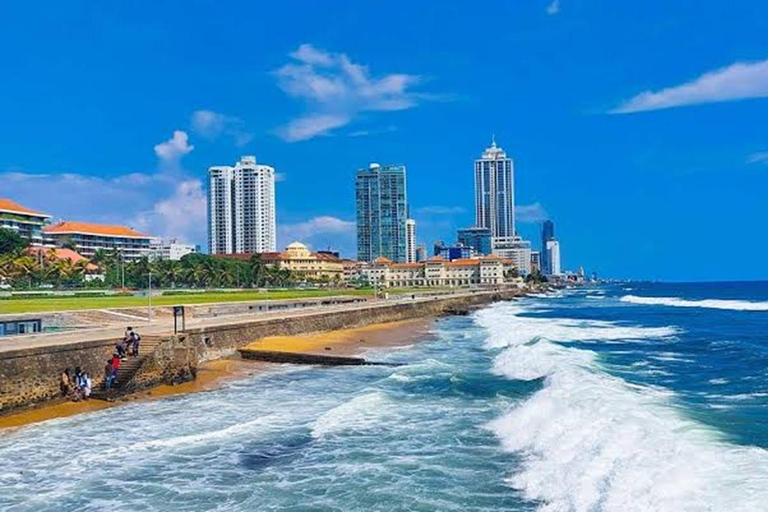 Colombo: Guided City Highlights Tour with Airport Drop-Off