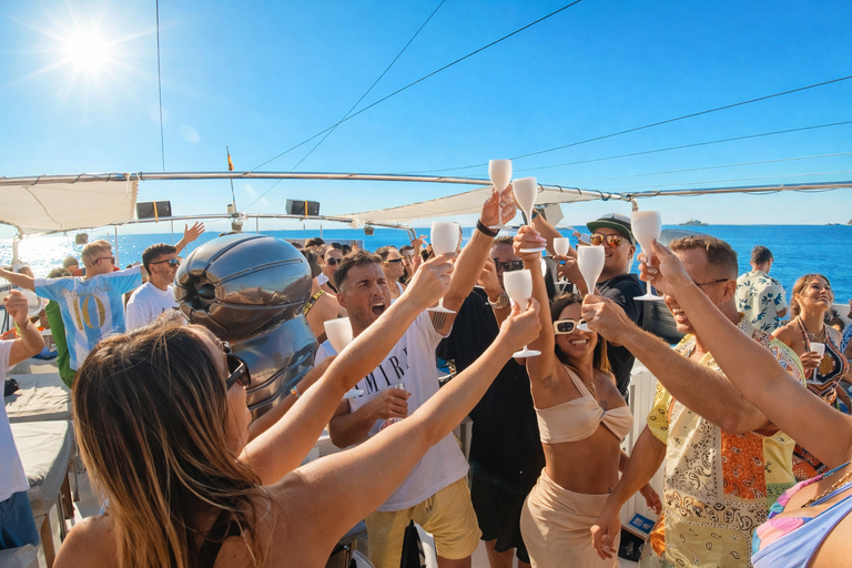 Ibiza: Sunset Boat Party with VIP Beds, DJs, Saxophonist and BBQ Basic Ticket: Includes 1 drink on the boat