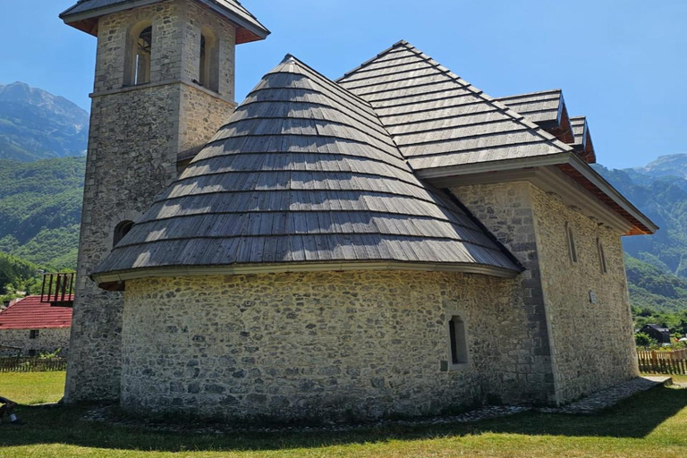 From Shkoder: Theth Full-Day-Tour, With lunch.