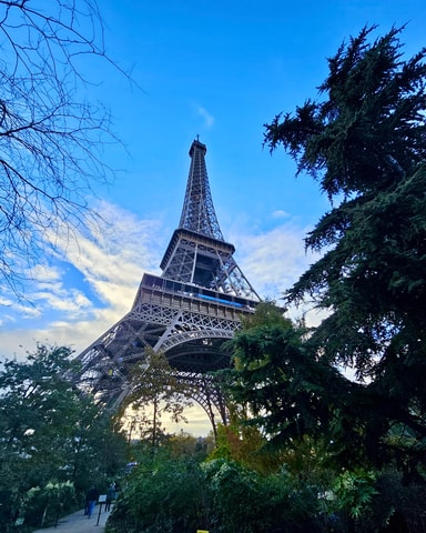 Eiffel Tower Ticket: Summit or 2nd Floor + Audioguide