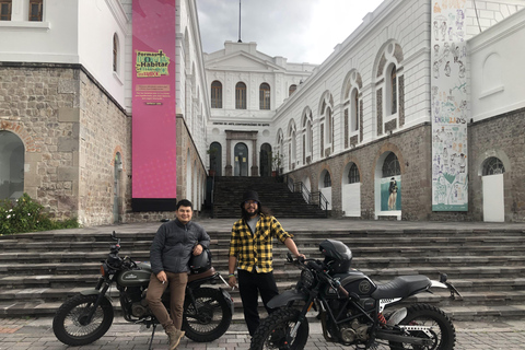 Quito: Private Motorcycle Passenger Tour with Local Guide Quito: Private Sightseeing Tour on a Passenger Motorcycle with a Local Guide