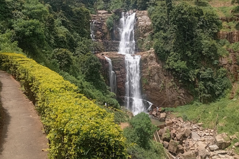 Kandy: Tea estate Factory & Waterfalls, Ambuluwawa tour