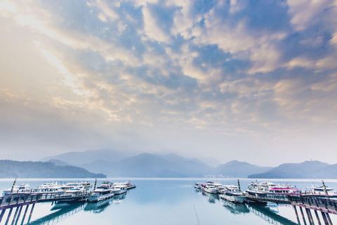 From Taipei: Private 4-Day West & South Taiwan Tour SOLO Traveler