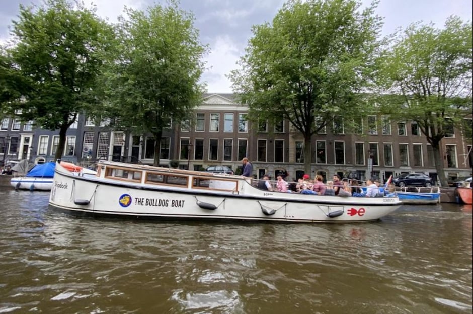 Amsterdam: The Bulldog Boat Smoke and Booze Cruise