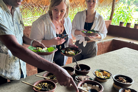 Kandy: Sigiriya, Dambulla och en dagsutflykt på bysafariKandy: Sigiriya, Dambulla, and Village Safari Day Trip