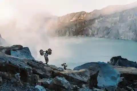 Depuis Bali : Kawah Ijen Midnight Blue Fire avec dépose à Bali