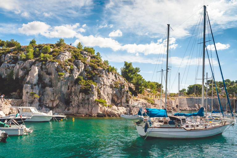 Discover the village of Luberon from Aix en Provence