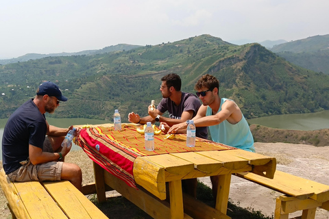 Kampala: 3-Day Queen Elizabeth National Park Safari Tour