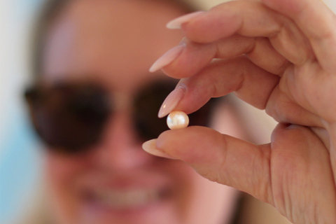 Tenerife: Pick a Pearl Experience Tenerife: Pick A Pearl Experience (With Jewelry Setting)