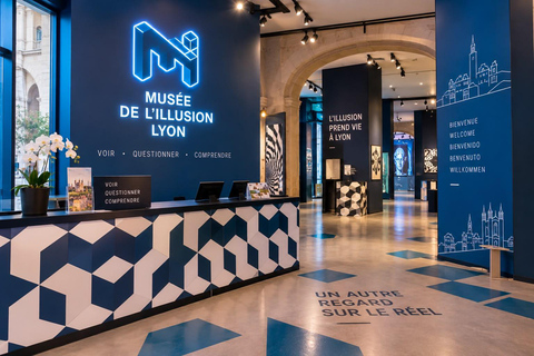 Musée de l'Illusion Entry Ticket with Audio Guide
