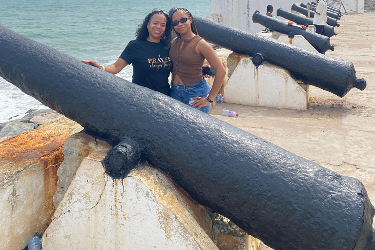 Kakum National Park & Elimina & Cape Coast Castle Day Tour