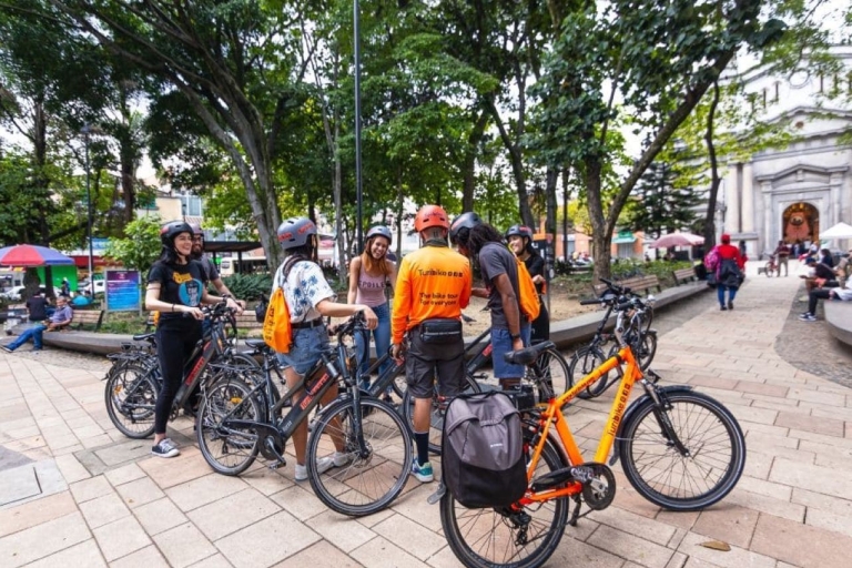 ¡E-bike & Foodie Tour!Medellín