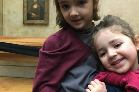 Paris Louvre : Private Treasure Hunt for Families or groups Paris: Louvre Museum Private Treasure Hunt for 5 w/ Tickets