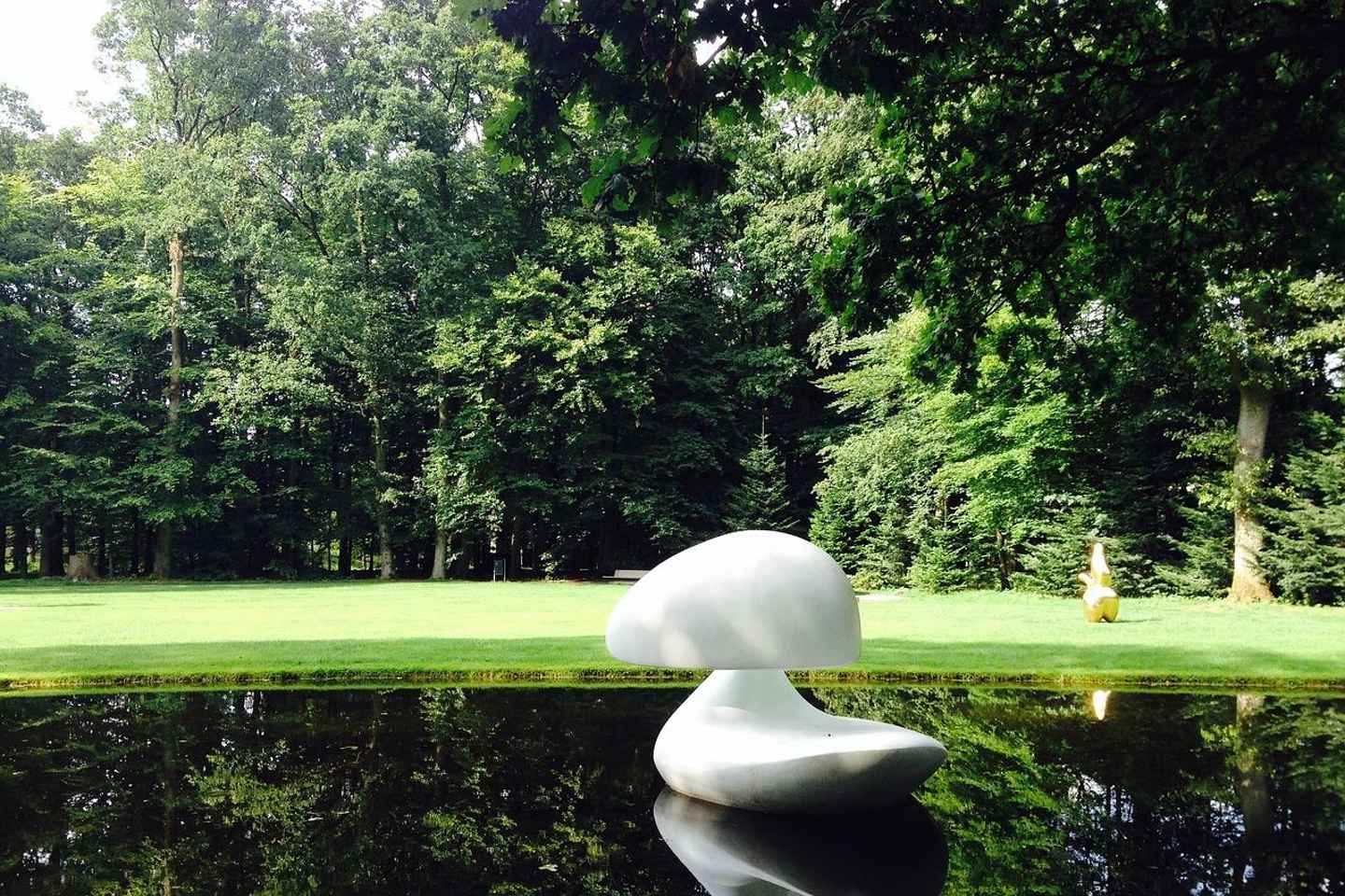 アムステルダム発：クレラー・ミュラー美術館プライベートツアー