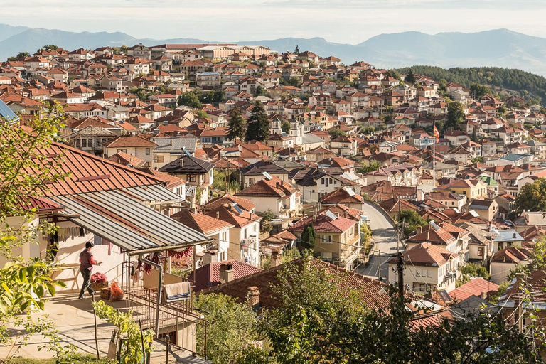 Krusevo, il monastero di Zrze e il villaggio di Babino da Skopje