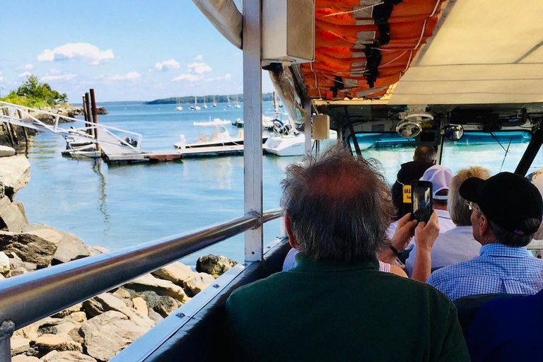 Portland: Land and Sea Tour Duck Tour with a Guide