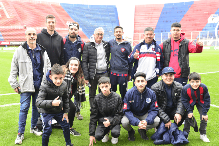 Fußball in Buenos Aires: Erlebe die Leidenschaft bei einem Spiel von San Lorenzo de Almagro