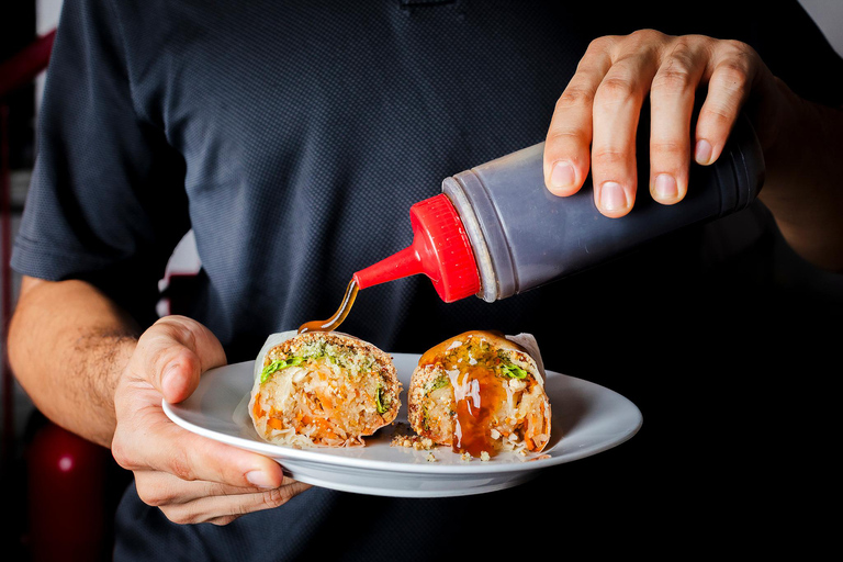 Manila Meals Food Tour with 15+ Tastings