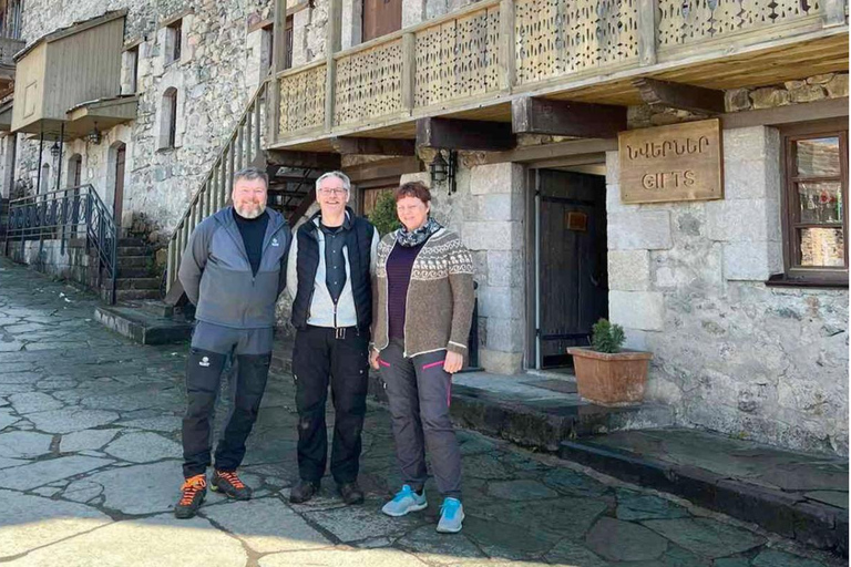 Historia y naturaleza: Lago Sevan, Dilijan, TsaghkadzorTour privado con guía