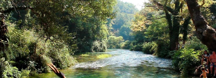 De Tirana / Durresi : Excursion d'une journée à Gjirokaster et à l'Œil Bleu