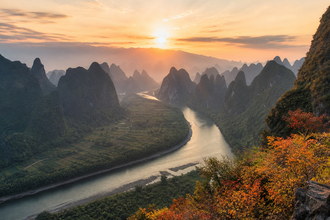 Guilin/Yangshuo: Xianggong Hill Tour & Intercity Transfer Yangshuo Round Trip: Xianggong Hill Tour