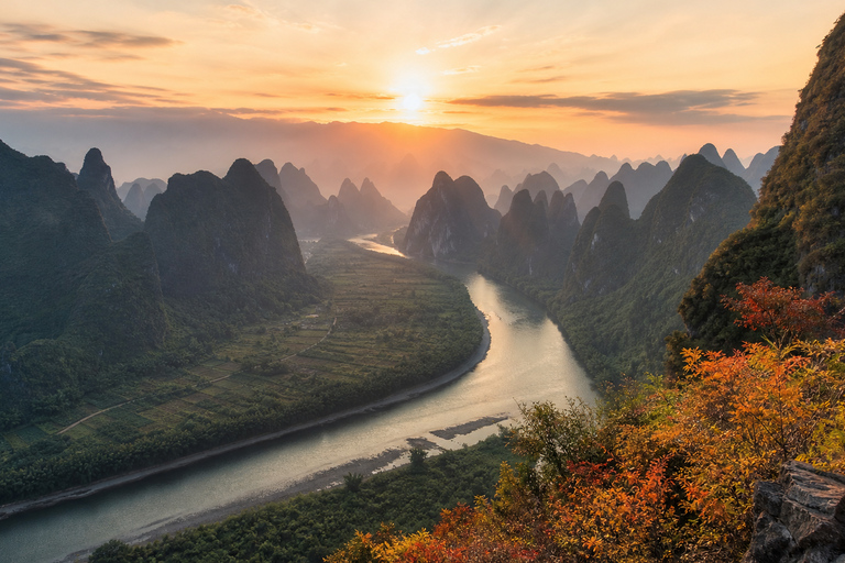 Guilin/Yangshuo: Xianggong Hill Tour & Intercity Transfer Yangshuo Round Trip: Xianggong Hill Tour