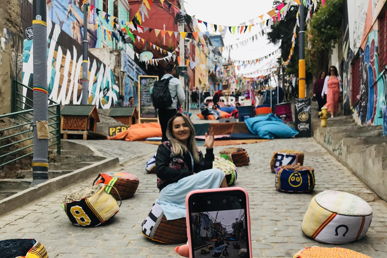 Santiago: Valparaiso + Viña del Mar Classic Guided Tour of Heritage Richness Santiago: Valparaíso + Viña del Mar Classic Guided Tour - Rich Heritage