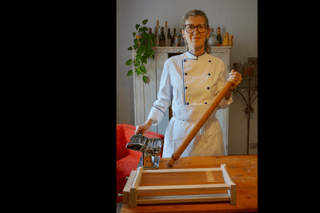 Iseo: Italian cooking class for homemade pasta and traditional desserts