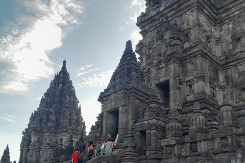 Yogyakarta: Prambanan Temple, Pindul Cave & Sunset Tour
