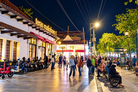 Yogyakarta: Prambanan Sunset and Walk NightTime at Malioboro Yogyakarta: Prambanan Sunset and Walk NightTime at Malioboro