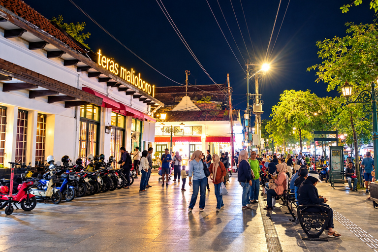 Yogyakarta: Prambanan Sunset and Walk NightTime at Malioboro Guided Walk NightTime at Malioboro (meeting point)
