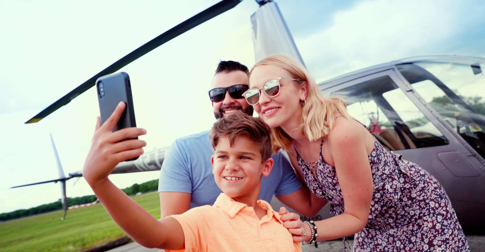 Orlando: Narrated Day Helicopter Flight Over Theme Parks