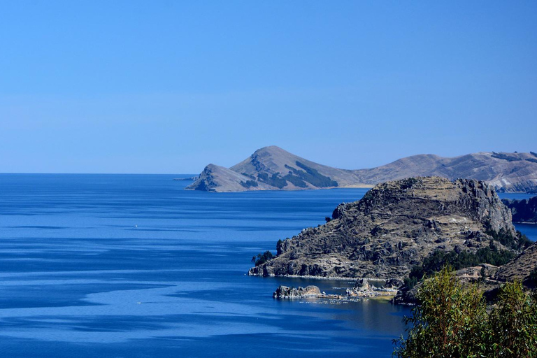 Group Excursion to Lake Titicaca and Sun Island