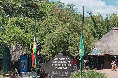 Victoria Falls Zimbabwe: Guided Walk for First-Time Visitors