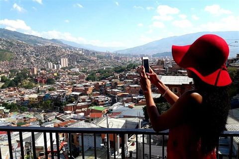Medellin: Pablo Escobar Tour and Comuna 13