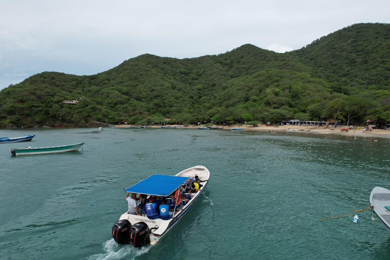 2-Payas Sightseeing Tour of Tayrona Park