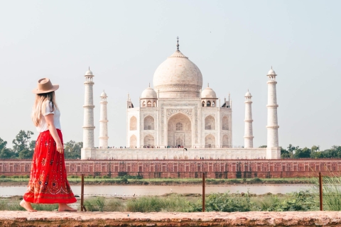 Delhi: Visita de 1 día a la ciudad de Delhi y 1 día al Taj Mahal en cocheCoche + Conductor + Guía + Entradas + Alojamiento 5 Estrellas