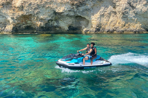 Mellieha: Jet Ski verhuur met veiligheidsboot en passagier